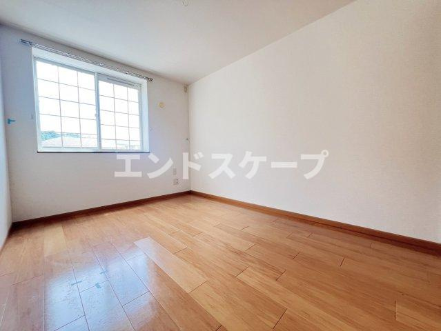 カーサ・ブローテの洋室|高崎、前橋のお部屋探しはエンドスケープまで！お客様の理想お聞かせ下さい♪