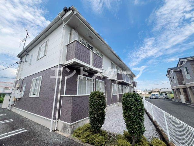 カーサ・ブローテの外観|高崎、前橋のお部屋探しはエンドスケープまで！お客様の理想お聞かせ下さい♪