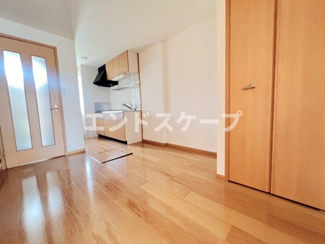 カーサ・ブローテの居間・リビング|高崎、前橋のお部屋探しはエンドスケープまで！お客様の理想お聞かせ下さい♪