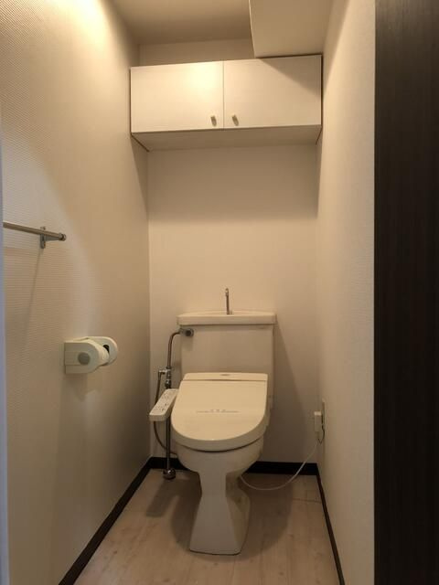 柏芳ビル壱号館のトイレ