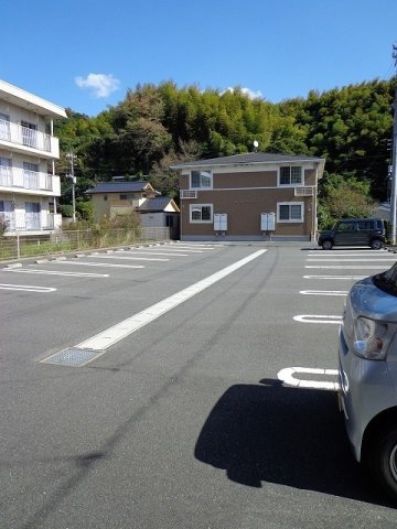 サニーコート　Ｂの駐車場