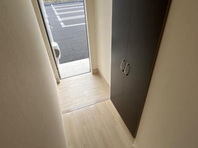 【玄関】 | エスコルト | 玄関