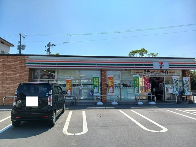 ファミーユ　Ｂの周辺|セブンイレブン周南櫛ケ浜店まで650m