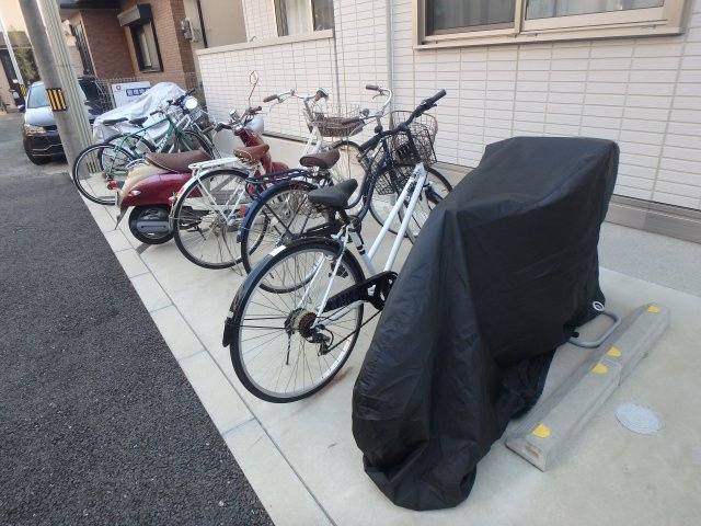 【その他共用部分】 | アルタイル・ヴィラⅡ | 自転車置場