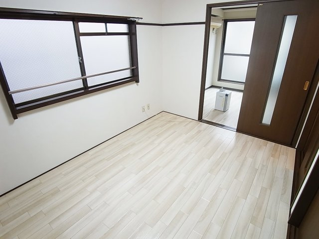 神戸市中央区相生町２丁目の賃貸マンションの内装|掃除のしやすいオールフローリングタイプ
