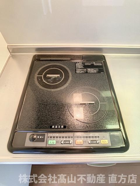 直方市大字頓野のアパートのキッチン