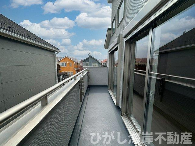 茅ケ崎市東海岸南6丁目　新築戸建　全３棟のバルコニー|バルコニー
