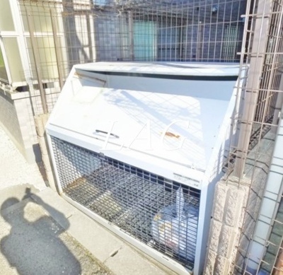 【その他共用部分】 | ヤサカハイム市川 | 共用ゴミ置き場です。