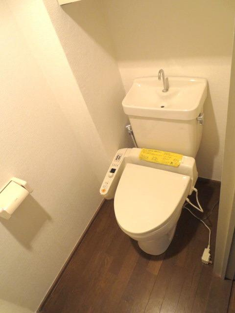 エレガンス仙川のトイレ
