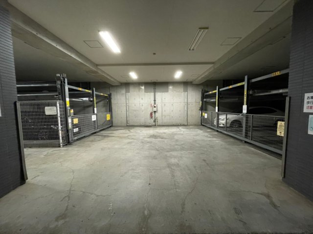 レジディア久屋大通　名古屋市賃貸　仲介手数料無料の駐車場