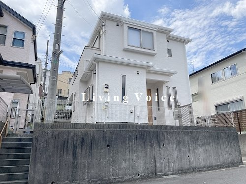 【仲介手数料０円】海老名市国分南4丁目　中古一戸建ての外観|海老名市国分南4丁目　中古一戸建て