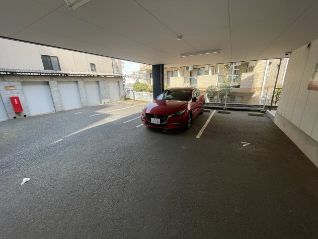 Ｇ・Ｍウエストハイツの駐車場