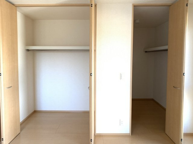 メゾン四日町の収納