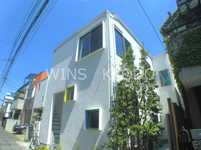世田谷区祖師谷３丁目のアパート