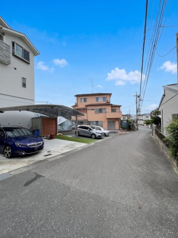京田辺市薪山垣外の前面道路含む現地写真
