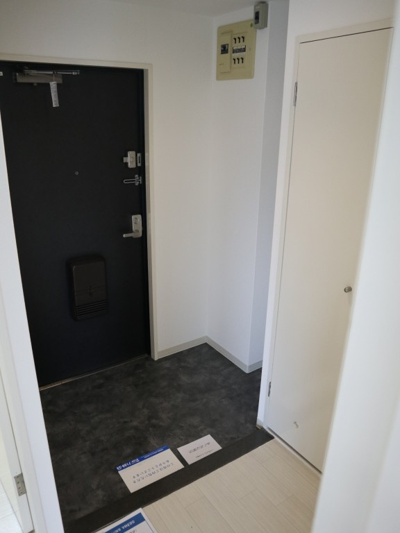 マンショングランメールの玄関