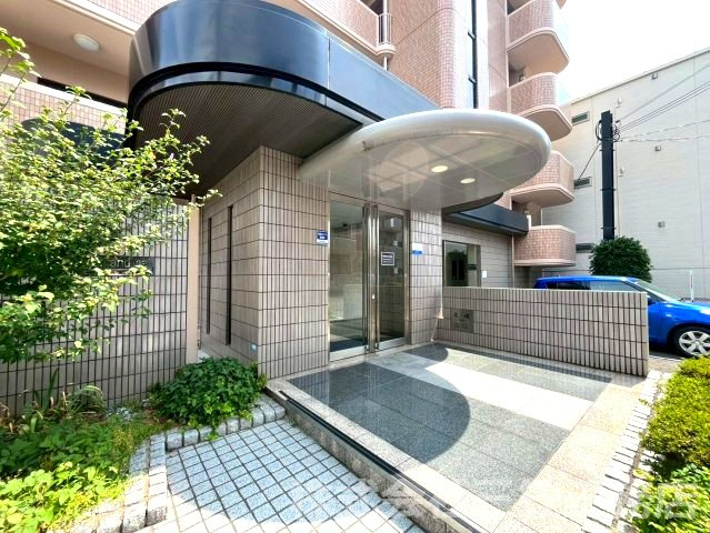 マンショングランメールのエントランス