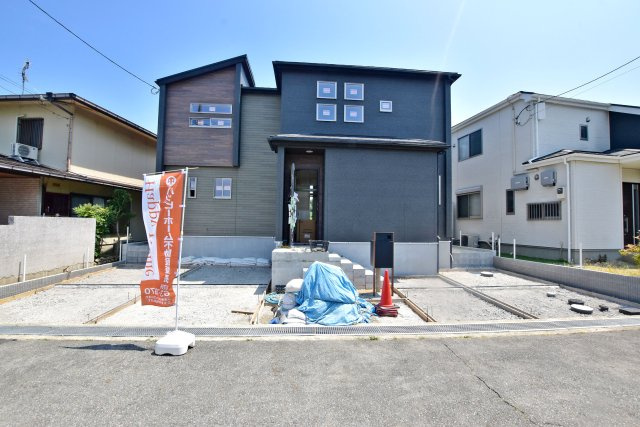 ブルーミングガーデン光ガ丘2丁目新築一戸建て│4LDK+並列駐車3台可
