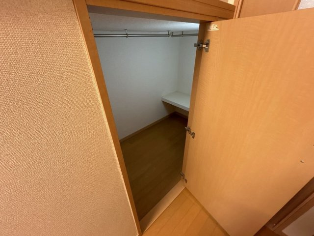 レオパレスグリーンバレー内谷の内装