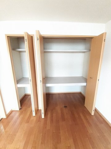 ガーデン　ヴィラＡの収納
