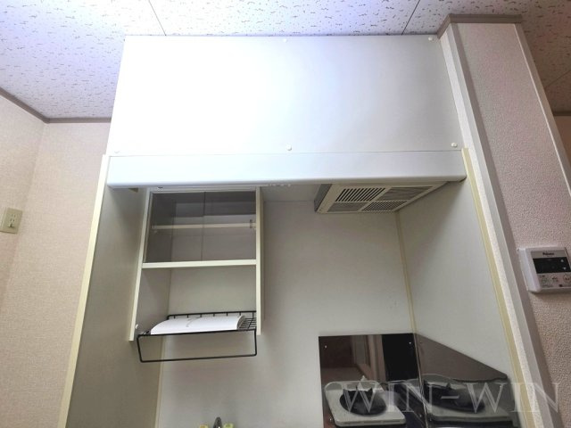 メゾン・ド・ラヴィ菰口 Ⅲのキッチン|イメージ（同建物内別部屋の写真です）