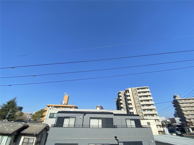 アンプルール新屋敷の展望