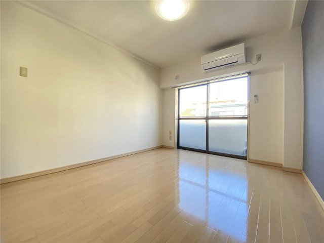 アンプルール新屋敷のその他