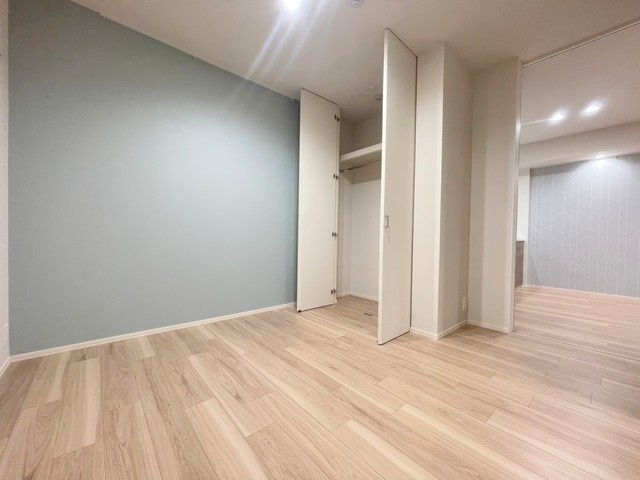 ＢＯＲＩＫＩ横浜かたくら　南棟の寝室