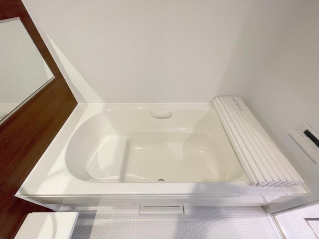 ＢＯＲＩＫＩ横浜かたくら　南棟の浴室