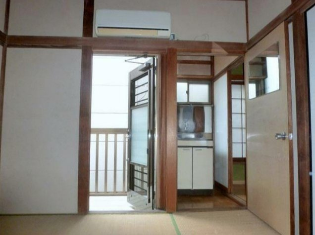 富士見市水谷東２丁目の一戸建ての展望|2階の洗面台です