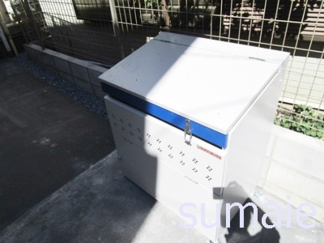 コンフォール駒込のその他共用部分|敷地内ゴミ捨て場☆