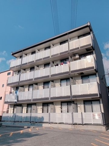 レオパレス高尾Ⅲの外観
