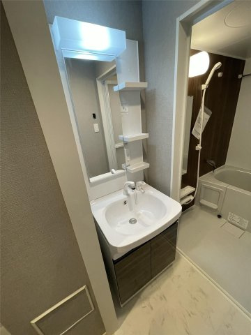 RESIDENCE城西の独立洗面台