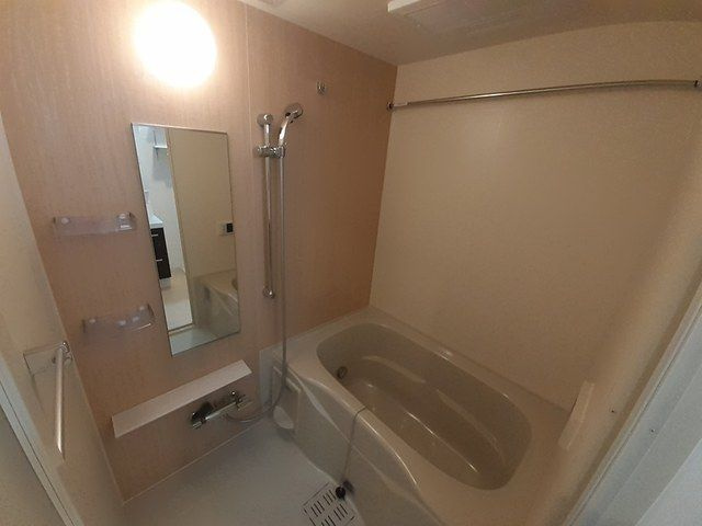 【浴室】 | ファーストスプリング | 落ち着いた空間のお風呂です