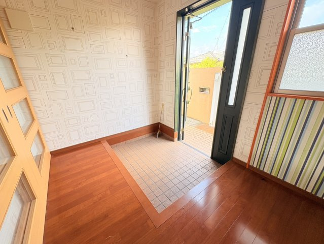 嘉穂郡桂川町土師　キッチン二つ　5LDKの玄関