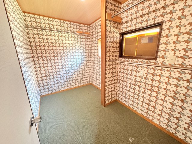嘉穂郡桂川町土師　キッチン二つ　5LDKの収納