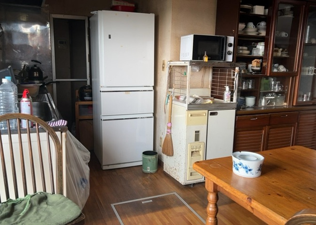【居間・リビング】 | L型アイランドタイプは、キッチンからダイニングにもリビングにも目が行き届くので、とても使いやすい配置です。L字型独立タイプは、キッチンを独立させてるためLDKというよりもLDといった様なイメージです。