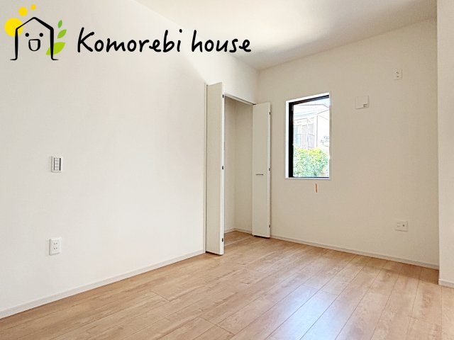 上尾市東町　6期　新築一戸建て　KEIAI GRACE　01の洋室