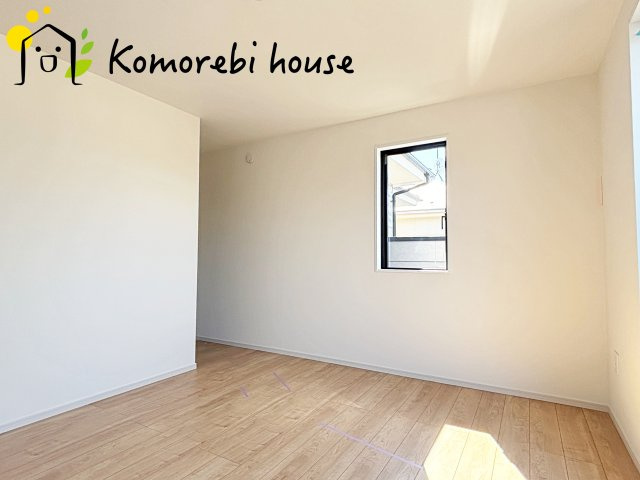 上尾市東町　6期　新築一戸建て　KEIAI GRACE　01の寝室