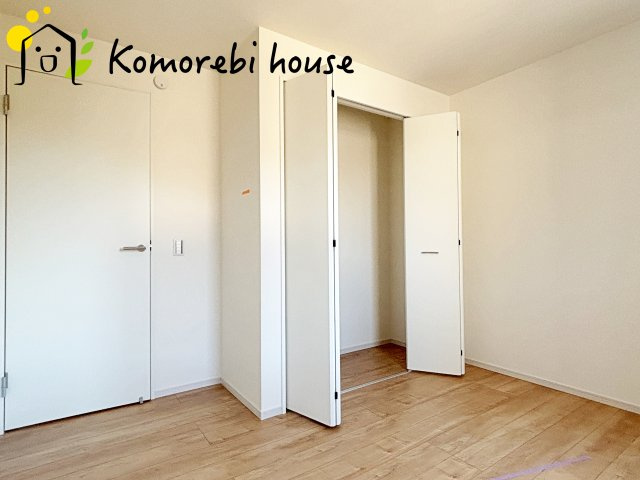 上尾市東町　6期　新築一戸建て　KEIAI GRACE　01の洋室