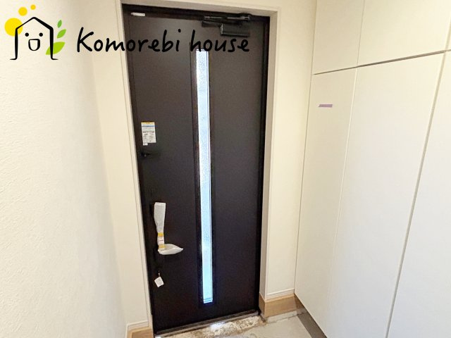 上尾市東町　6期　新築一戸建て　KEIAI GRACE　01の玄関