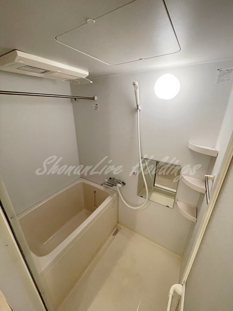 リシェス中屋の浴室|同物件反転タイプ