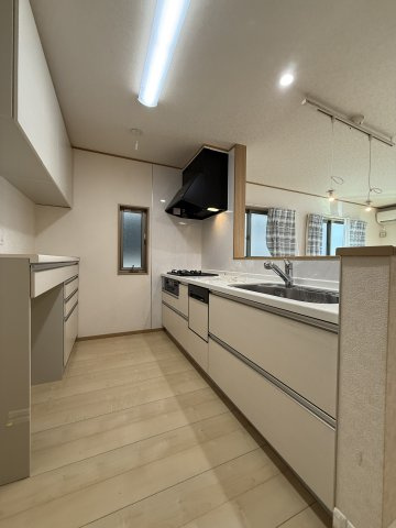 【現地画像あり】伊勢原市小稲葉　中古戸建　36.33坪の内装