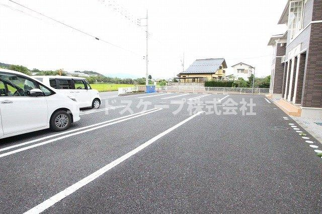 ベネット　ハウスＰの駐車場|高崎、前橋のお部屋探しはエンドスケープまで！お客様の理想お聞かせ下さい♪