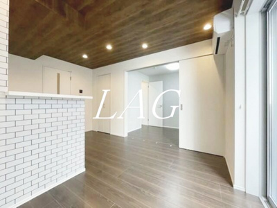 【居間・リビング】 | メゾン・ドゥ・アッシュ一之江 | 洋室のお部屋です。