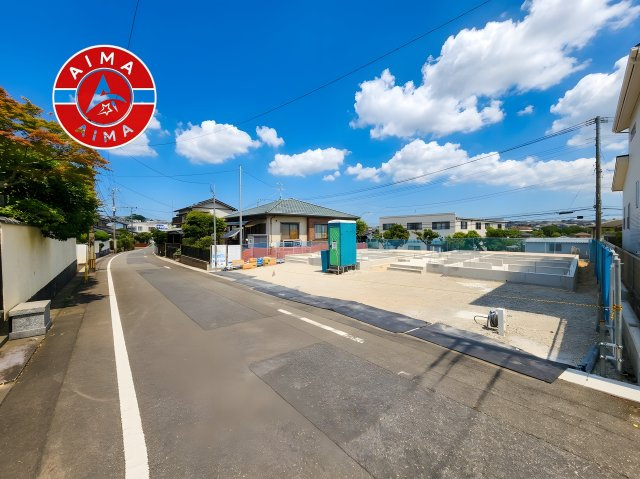 太宰府市大佐野5丁目第1-2棟（2号棟）の前面道路含む現地写真|見学の時間などお気軽にお問い合わせ下さい。