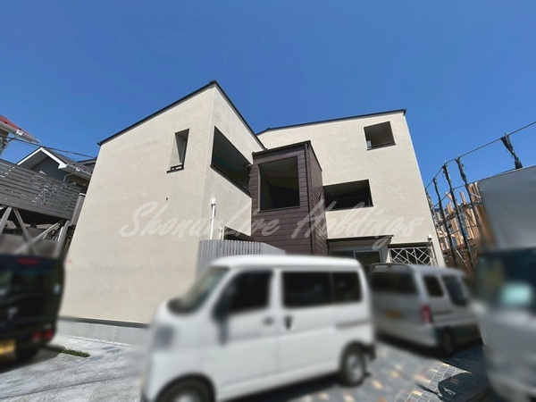 茅ヶ崎市中海岸４丁目のアパート