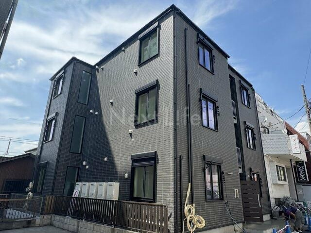 ベルヴィ鶴間の外観