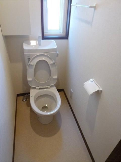 町田市三輪町のアパートのトイレ