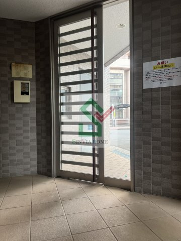 シャインハイツ秋津のロビー